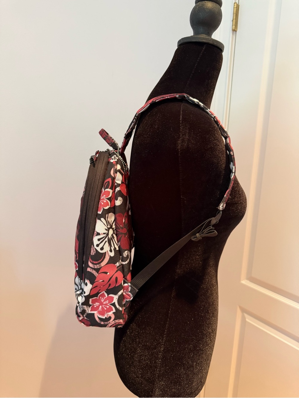 Dakine Black and Red Floral Mini Backpack - Picture 2 of 10
